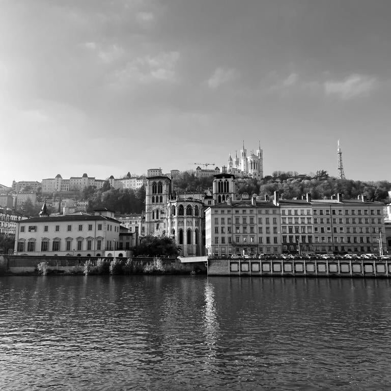 Why do we use silk from the French city of Lyon ?