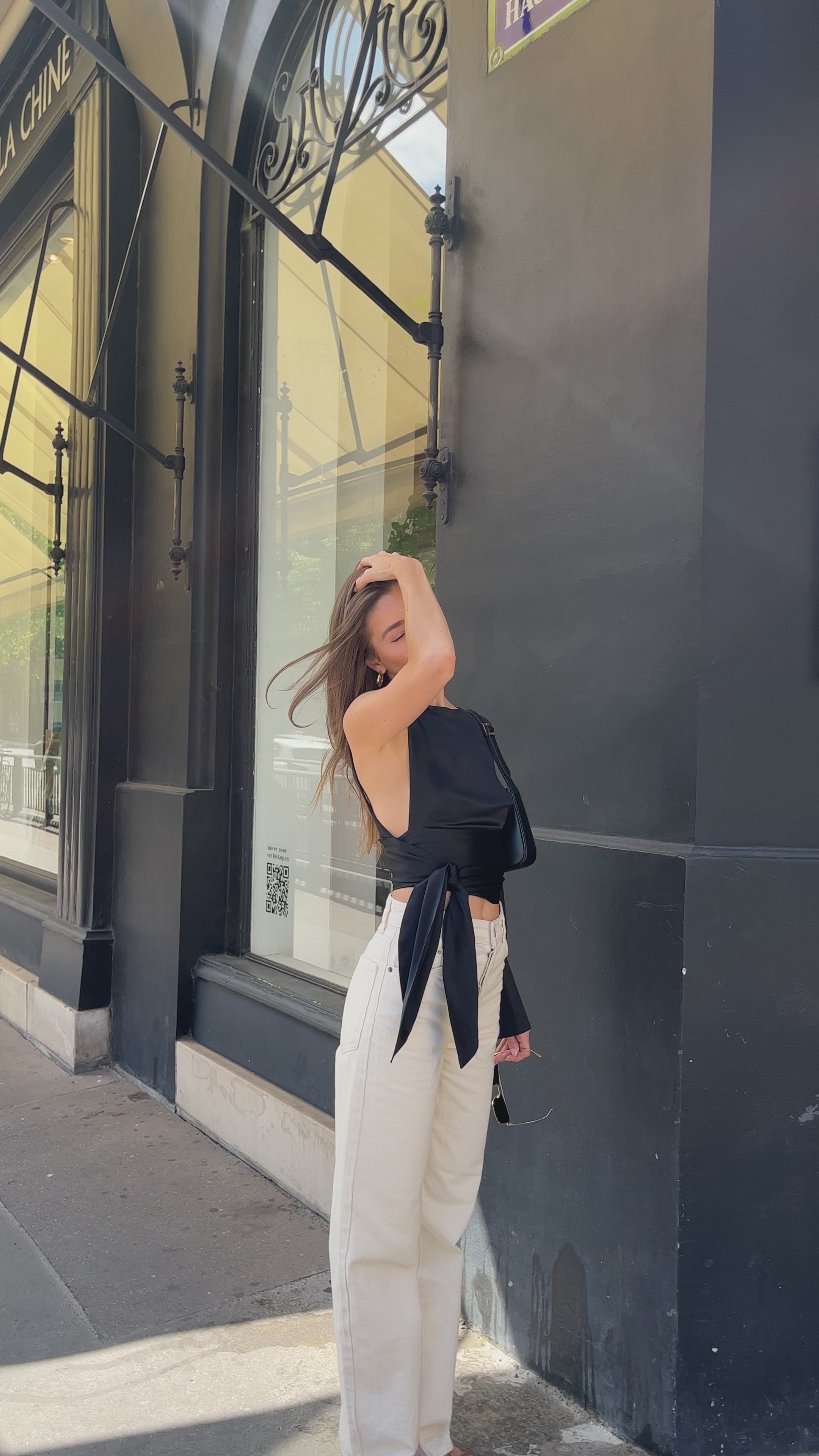 THE AMORE TOP BLACK SILK