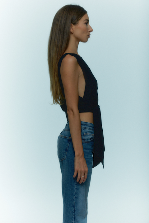 THE AMORE TOP MAT BLACK