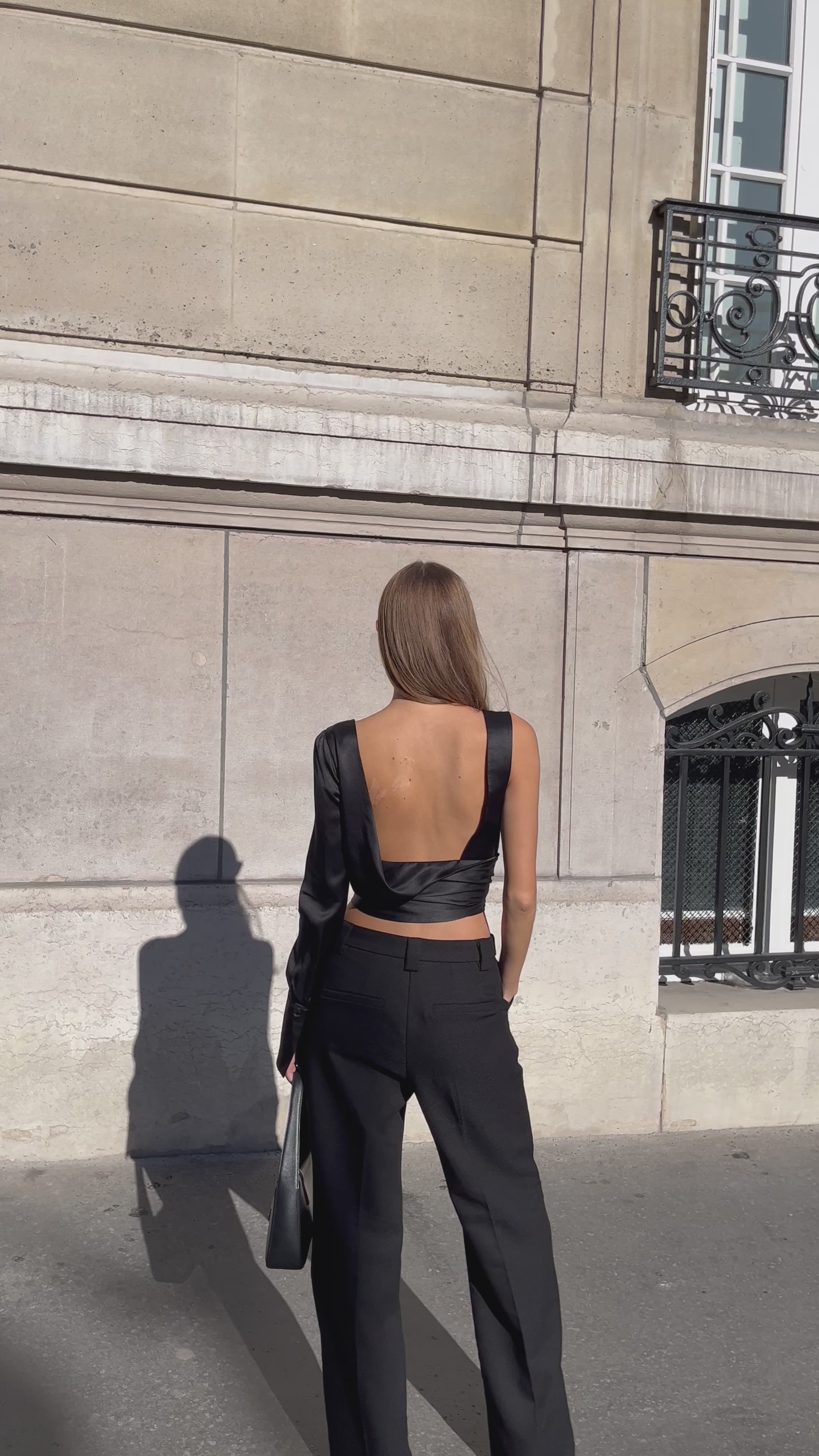 THE AMORE TOP BLACK SILK